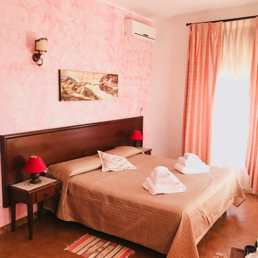 Suite Regina Кастелмола Екстериор снимка