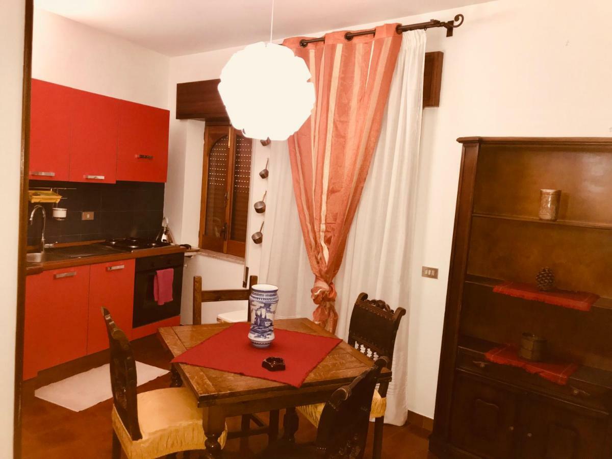 Suite Regina Кастелмола Екстериор снимка